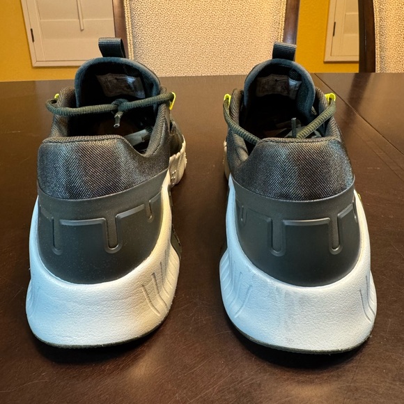 New Nike Free Metcon 6 Gray Sneaker Shoes Size US 11 - Picture 12 of 14